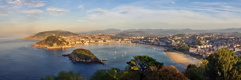 San_Sebastian_Bay_Panorama.jpg